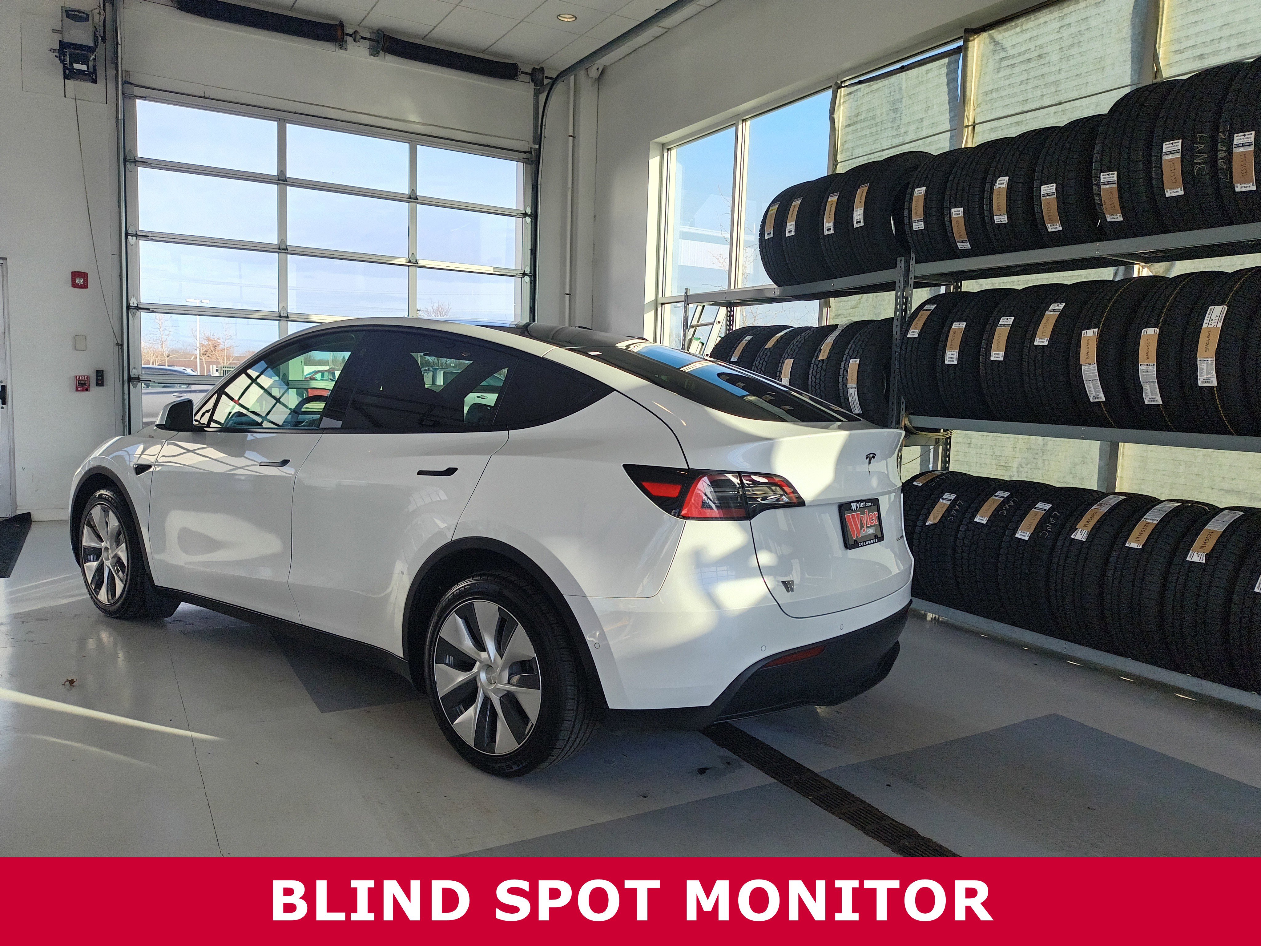 Used 2021 Tesla Model Y Long Range image 3