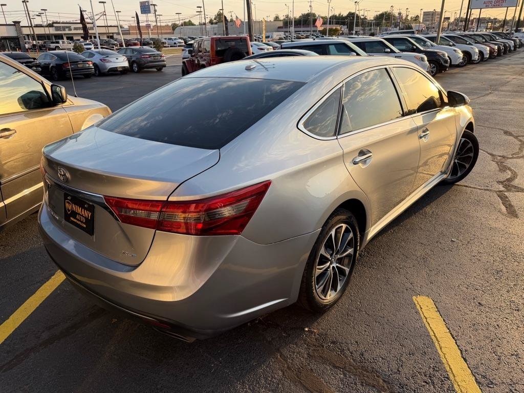 Used 2016 Toyota Avalon XLE FWD image 38