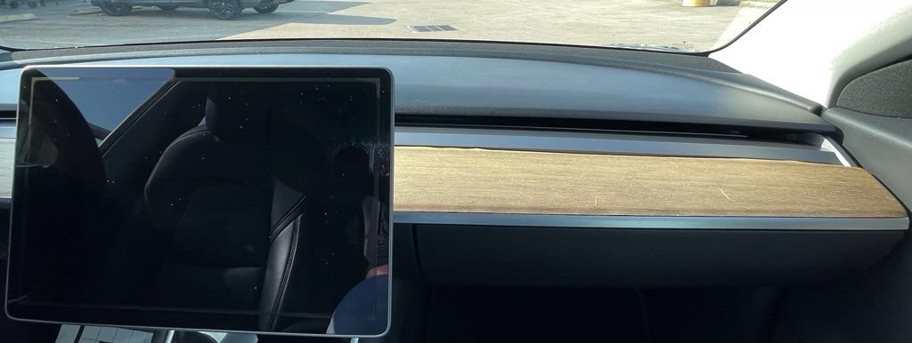Used 2018 Tesla Model 3 Long Range RWD image 25
