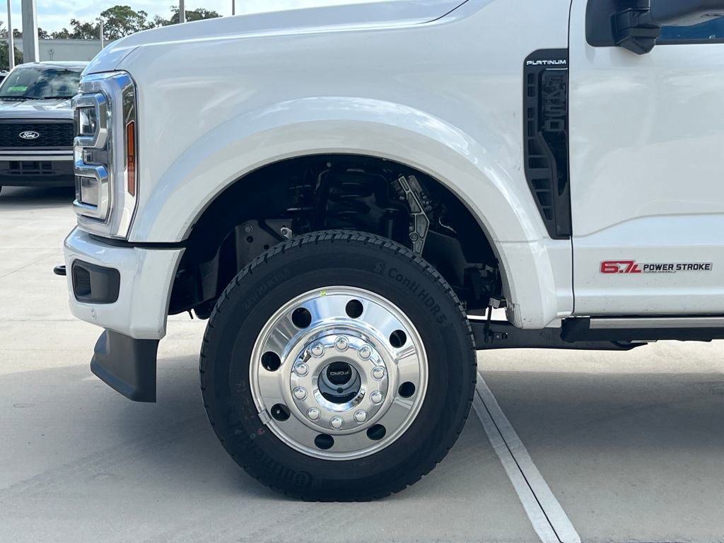 New 2026 Ford F450 Platinum w/ FX4 Off-Road Package image 11