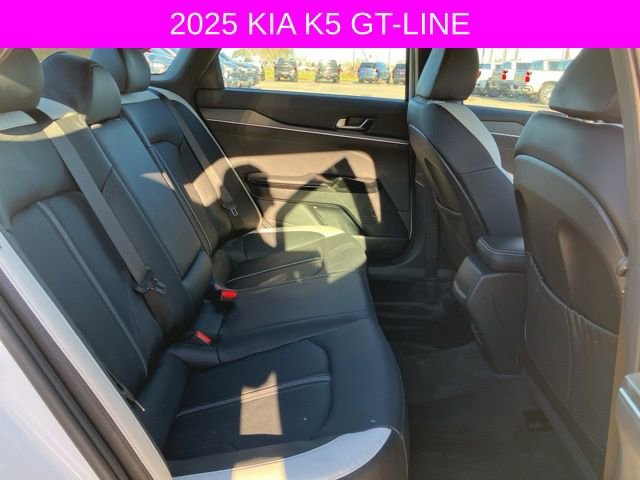 Used 2025 Kia K5 GT-Line image 13