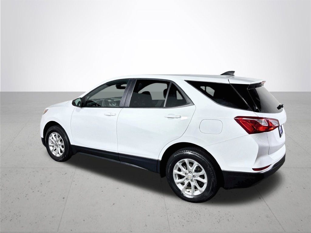 Used 2021 Chevrolet Equinox LS w/ LS Convenience Package AWD/4WD image 8