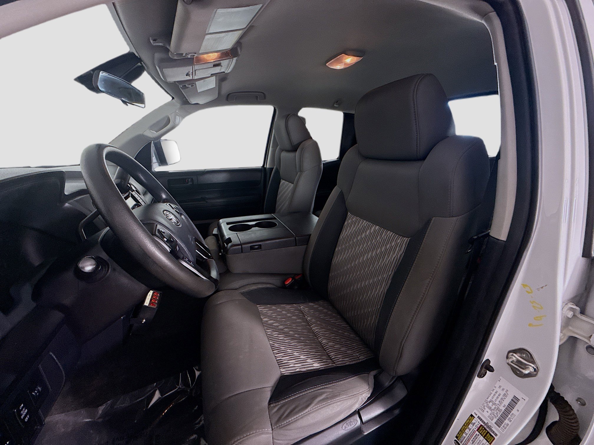 Used 2018 Toyota Tundra Limited image 21