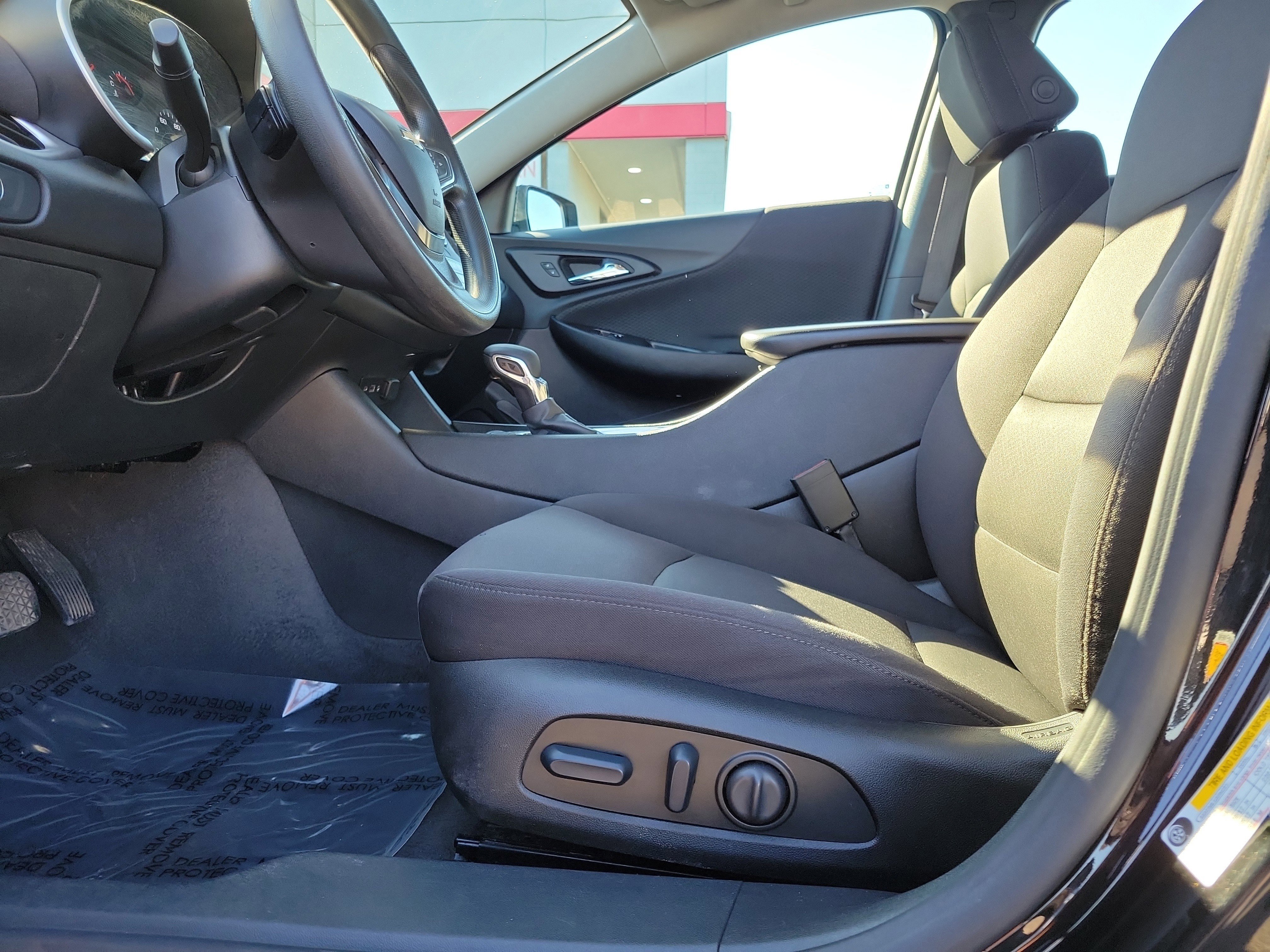 Used 2024 Chevrolet Malibu LT FWD image 16
