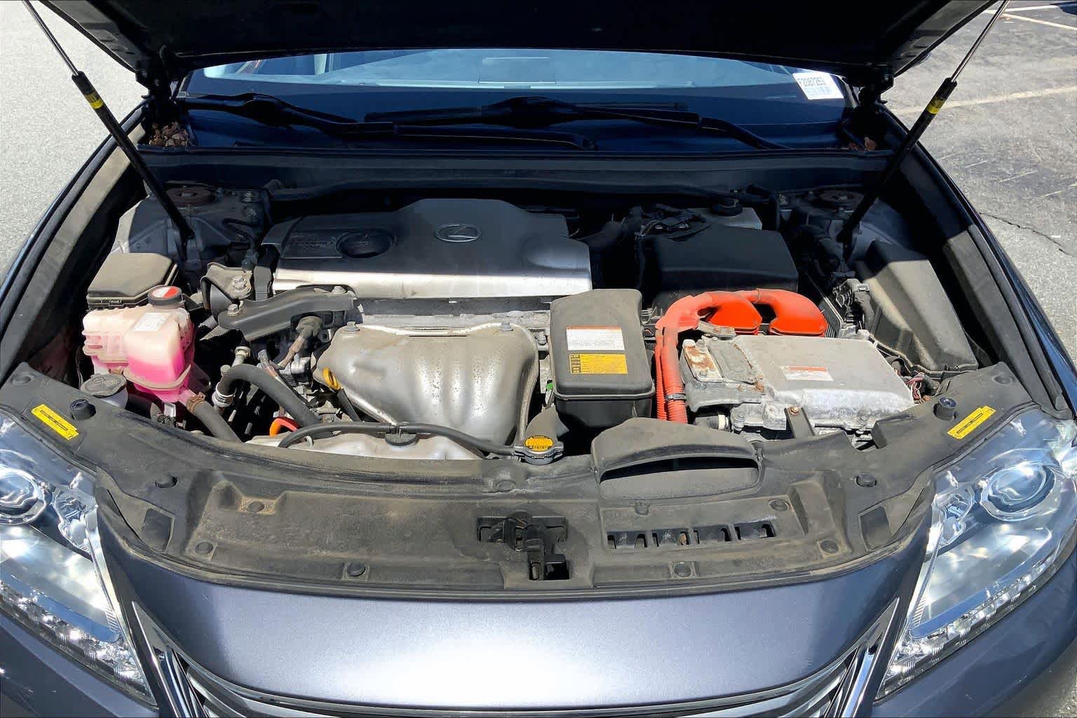 Used 2015 Lexus ES 300h w/ Navigation System Package FWD image 32