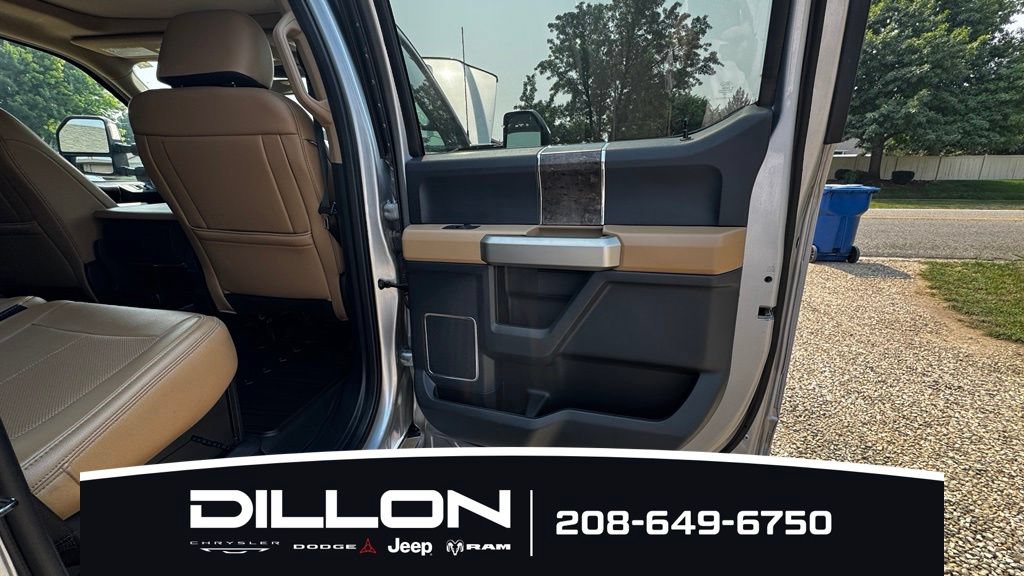 Used 2022 Ford F250 Lariat w/ Lariat Ultimate Package AWD/4WD image 19