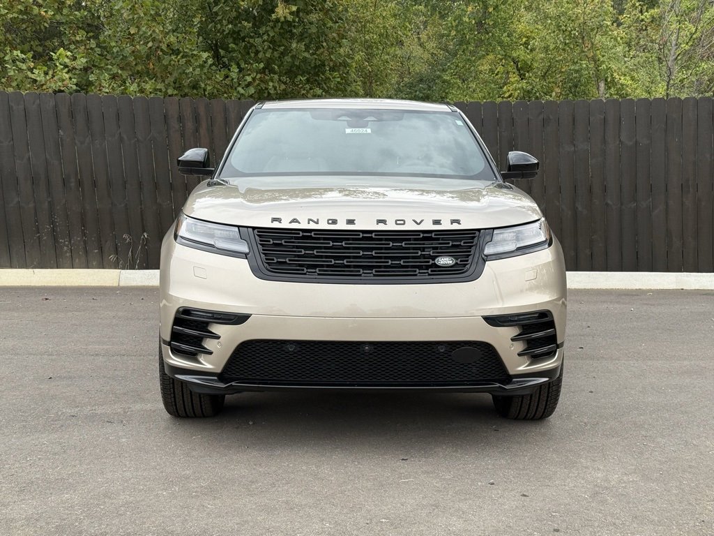 New 2026 Land Rover Range Rover Velar Dynamic SE image 9