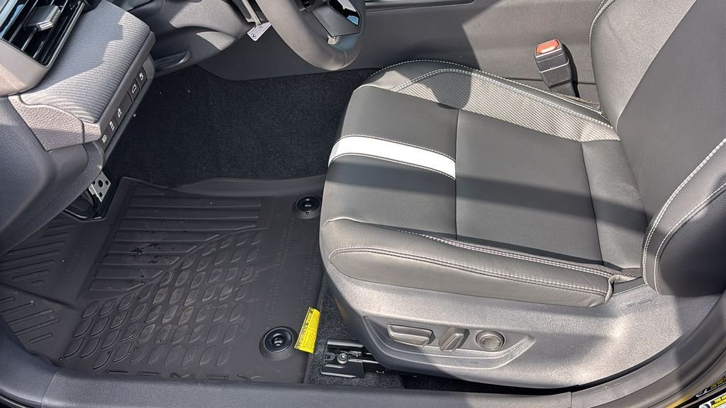 New 2026 Toyota Camry SE w/ Convenience Package FWD image 25