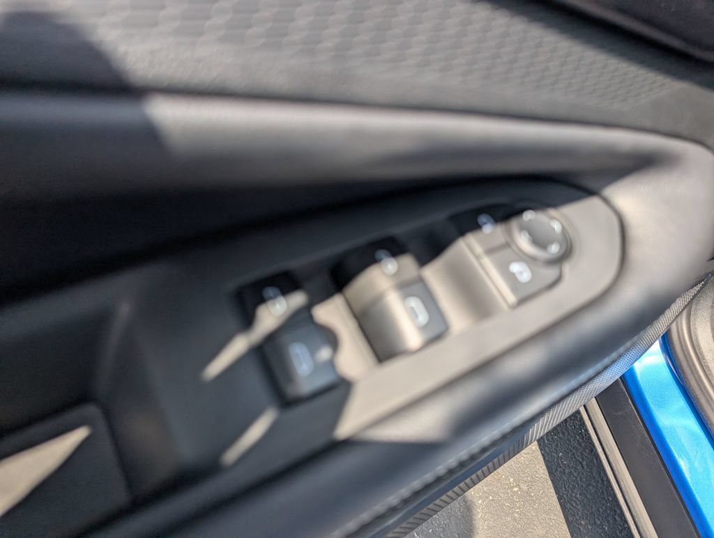 New 2025 Chevrolet Blazer EV LT AWD/4WD image 15