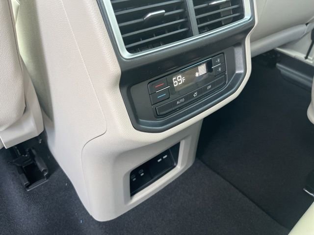 New 2026 Volkswagen Atlas SE image 26