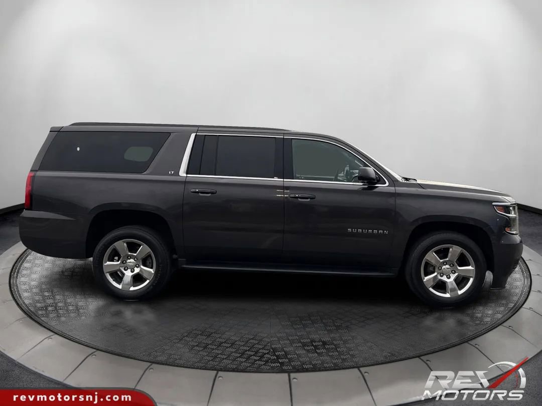 Used 2017 Chevrolet Suburban LT AWD/4WD image 6