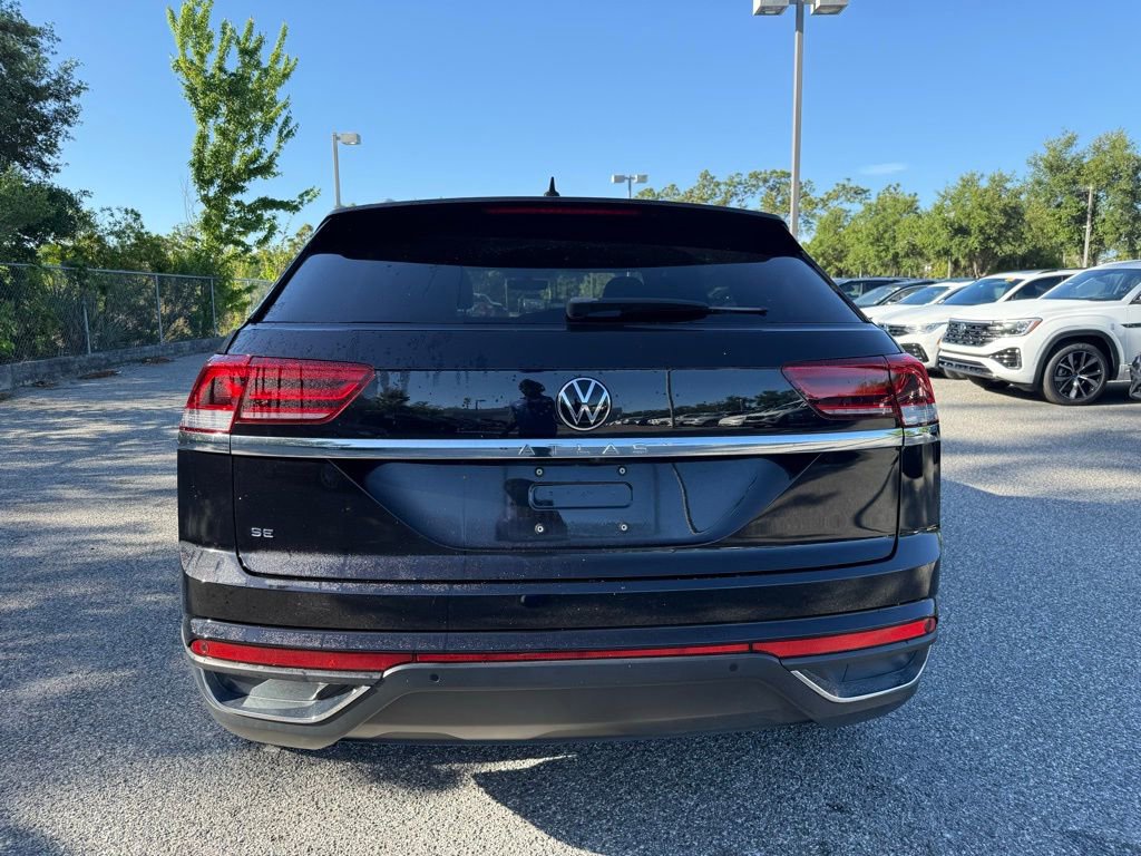Used 2022 Volkswagen Atlas Cross Sport SE image 13