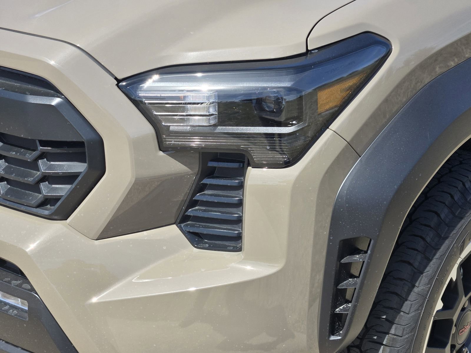 New 2026 Toyota Tacoma TRD Off-Road image 9