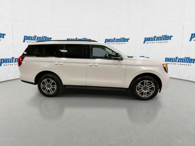 New 2025 Ford Expedition Active image 13