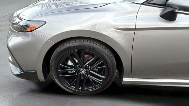Used 2025 Toyota Camry SE image 30