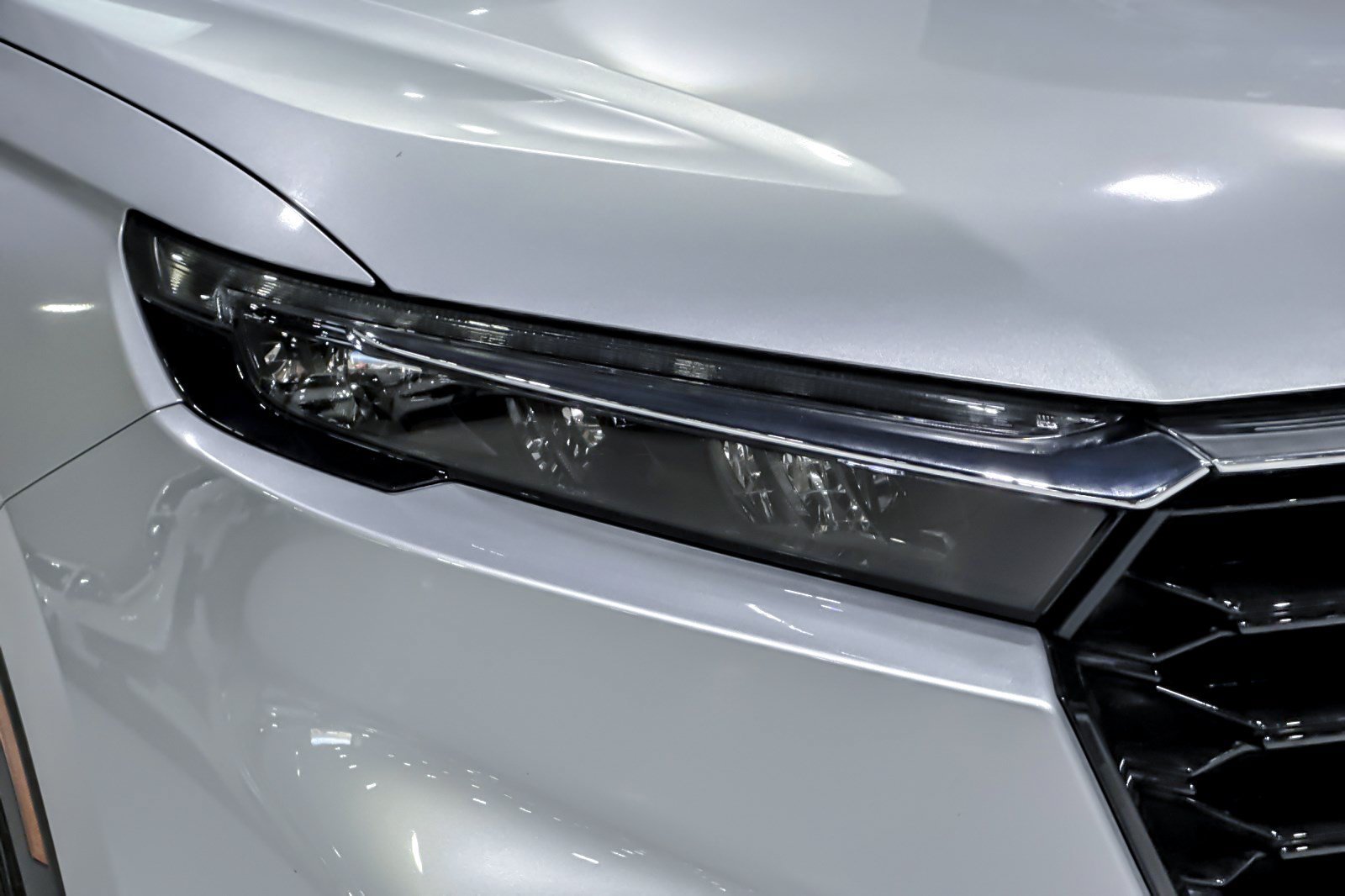 Used 2024 Honda CR-V EX-L image 12
