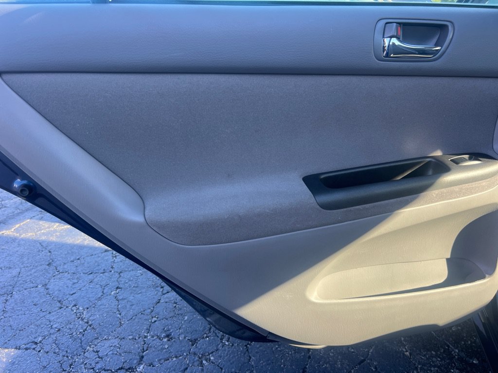 Used 2006 Toyota Camry LE FWD image 11