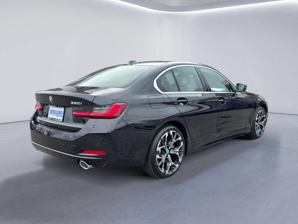 New 2026 BMW 330i xDrive Sedan w/ Premium Package AWD/4WD image 4