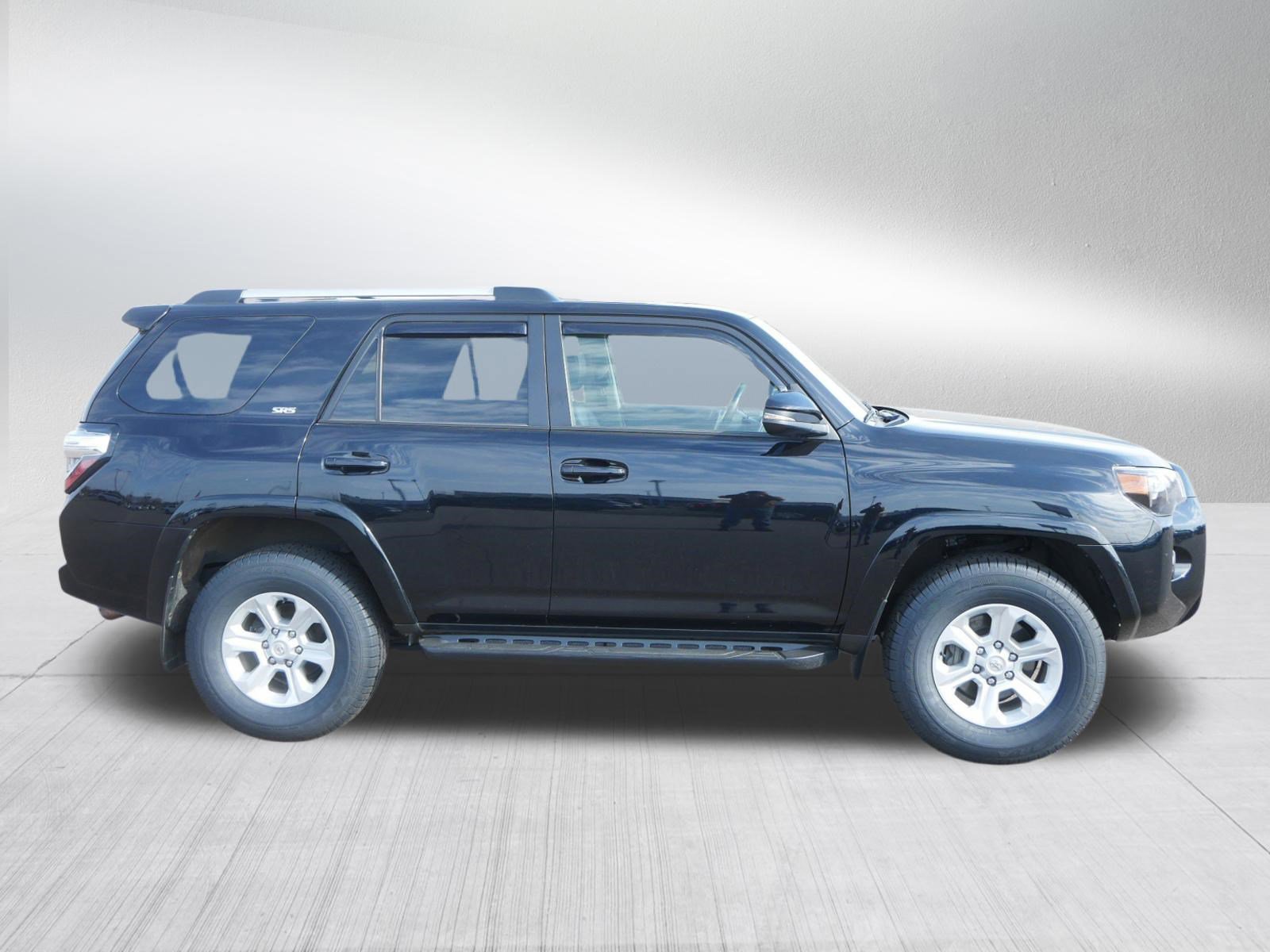 Used 2022 Toyota 4Runner SR5 image 8