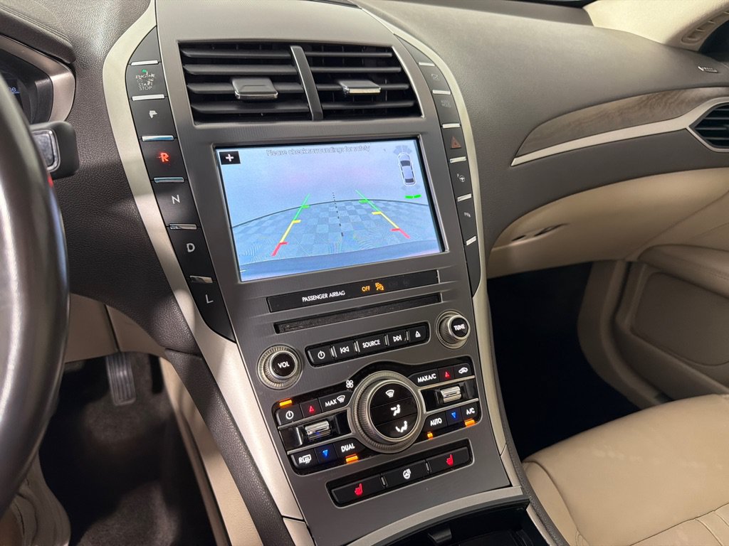 Used 2017 Lincoln MKZ Select w/ Technology Package FWD image 16