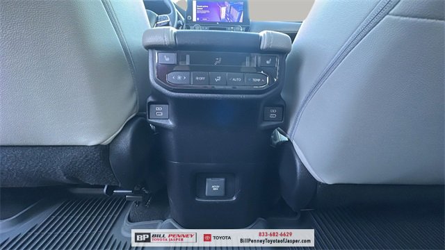 Used 2024 Toyota Grand Highlander Limited image 14