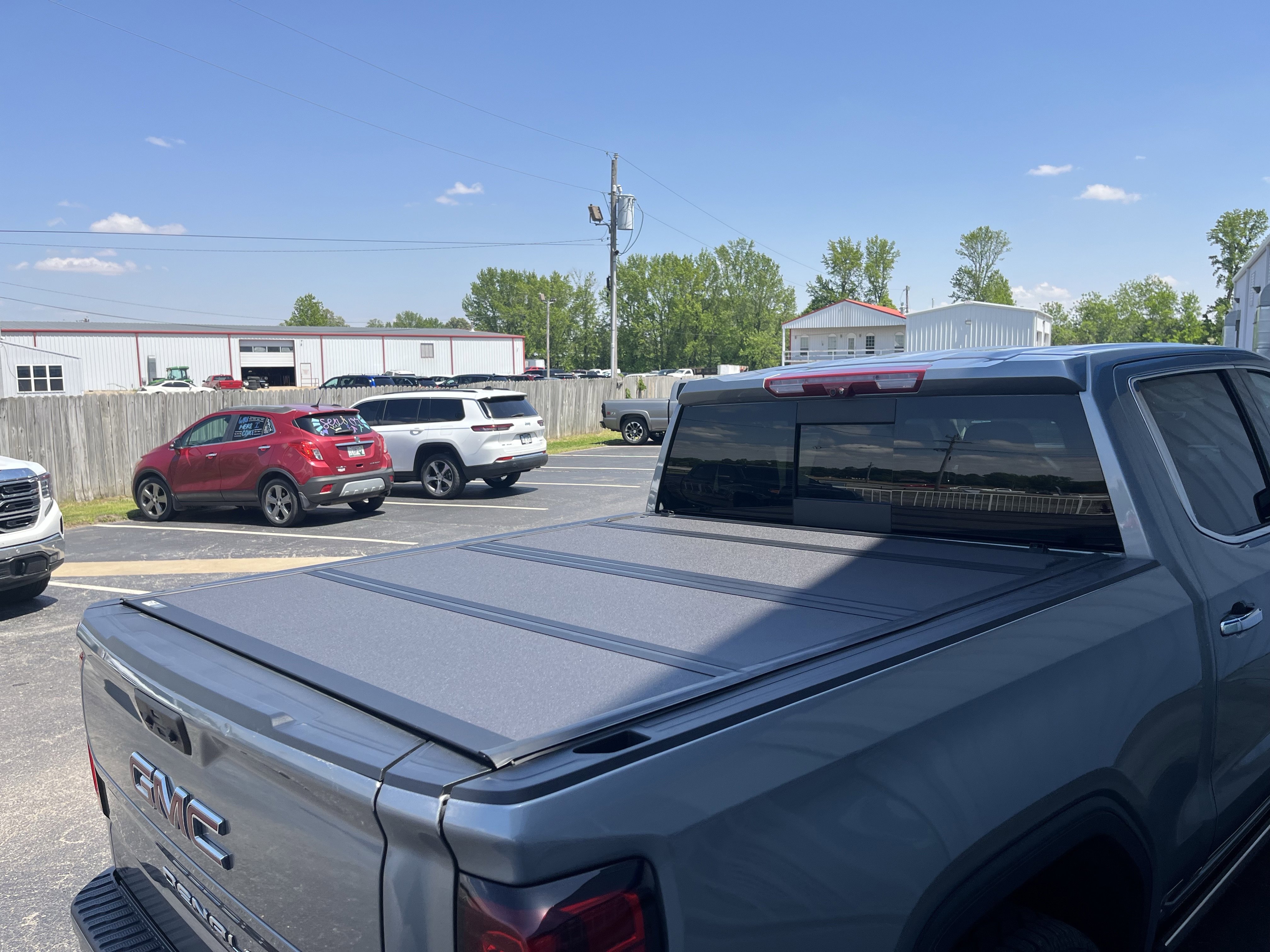 Used 2023 GMC Sierra 1500 Denali w/ Denali Reserve Package AWD/4WD image 9