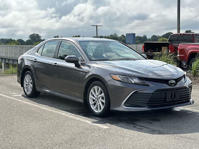Used 2022 Toyota Camry LE AWD/4WD image 19