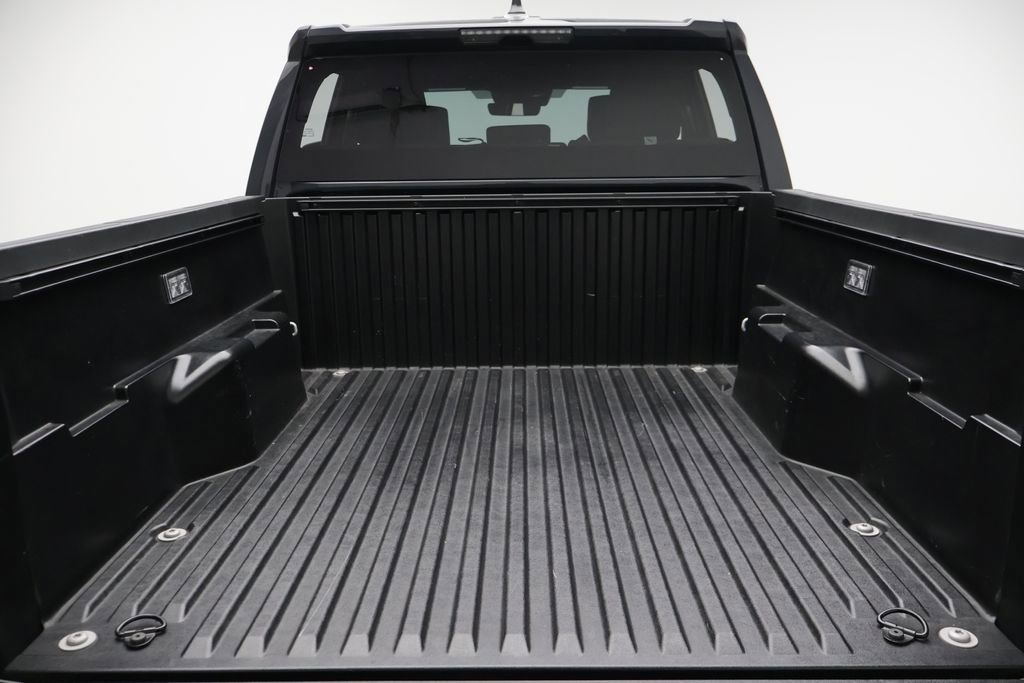 Certified 2025 Toyota Tacoma TRD Off-Road image 22
