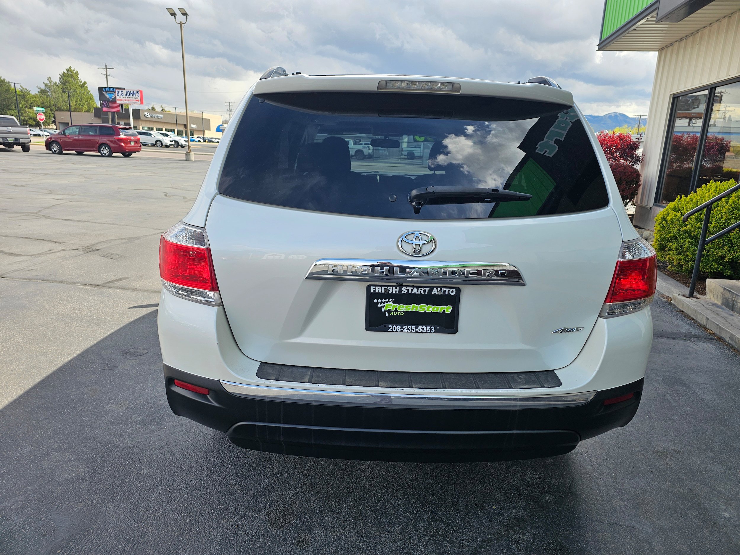 Used 2013 Toyota Highlander SE AWD/4WD image 7