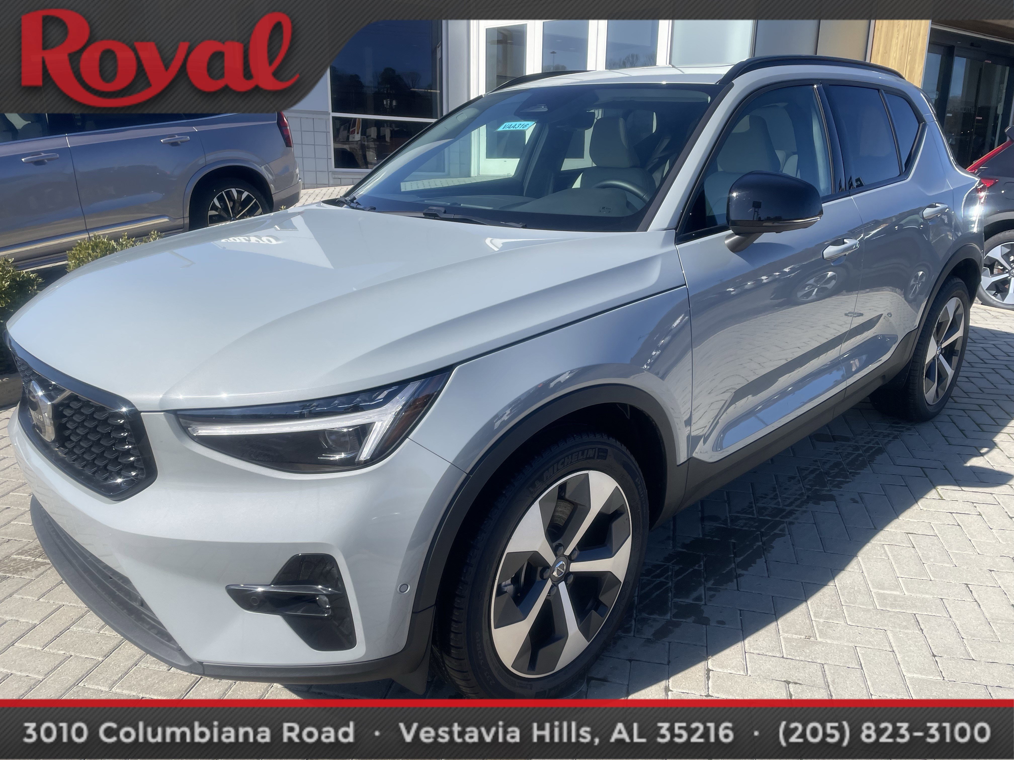 New 2025 Volvo XC40 B5 Plus w/ Protection Package Premier image 1