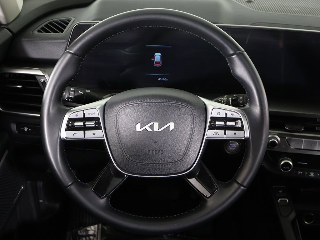 Used 2025 Kia Telluride S image 44
