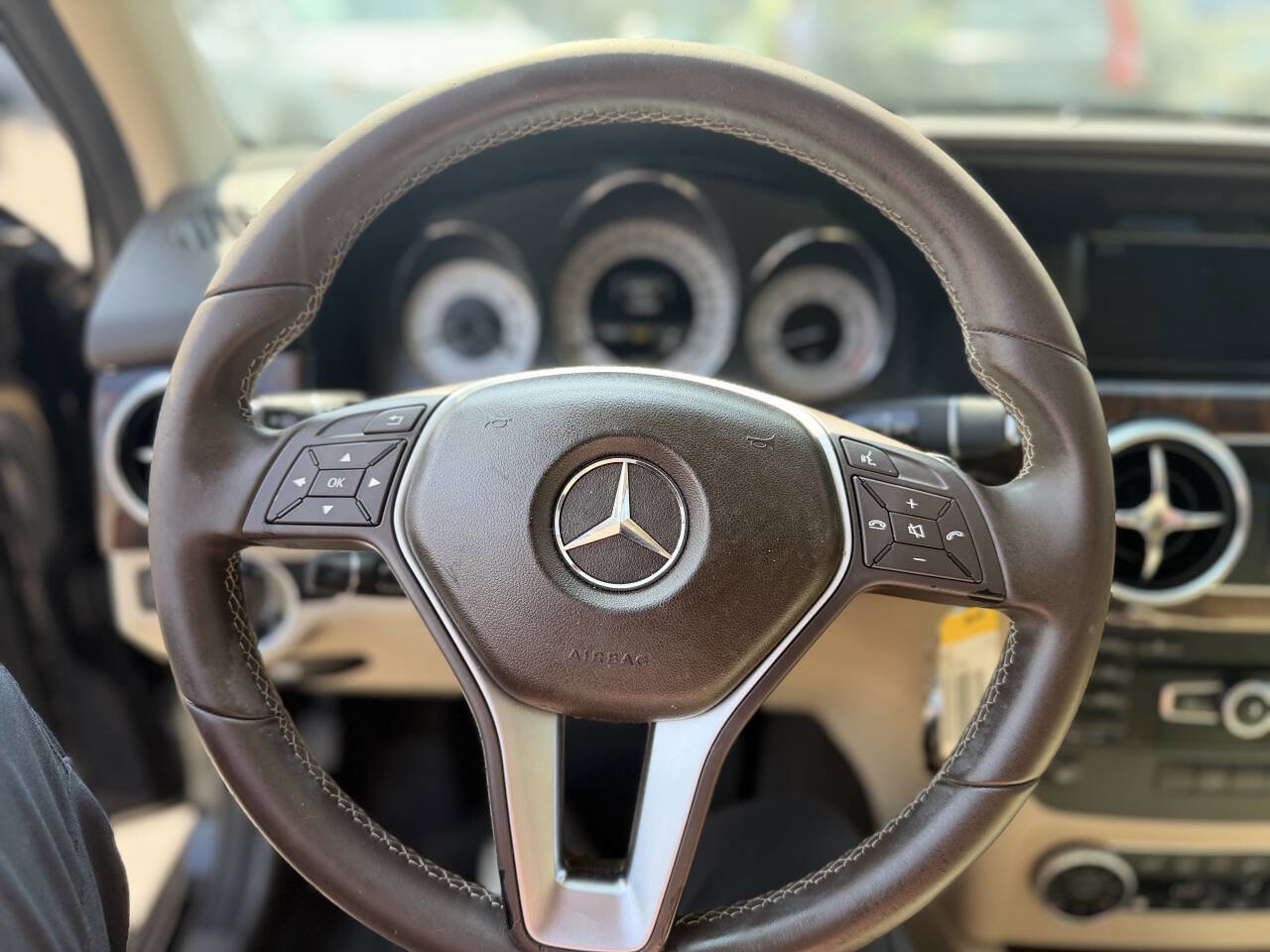 Used 2013 Mercedes-Benz GLK 350 4MATIC image 12