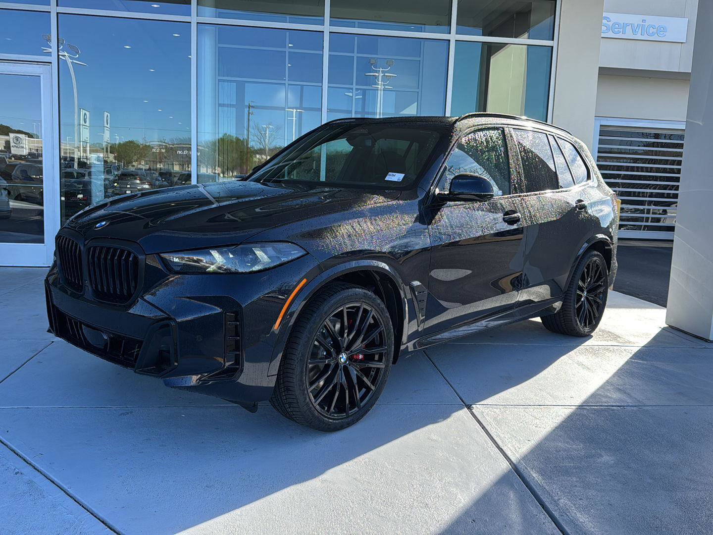New 2026 BMW X5 xDrive40i w/ Executive Package image 2