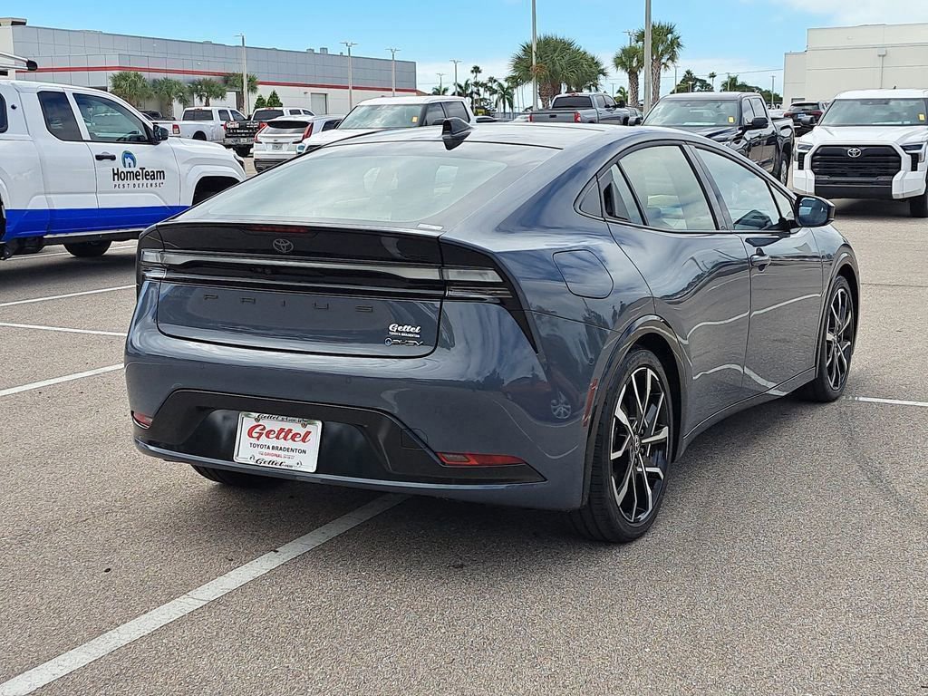 New 2026 Toyota Prius XSE Premium image 3