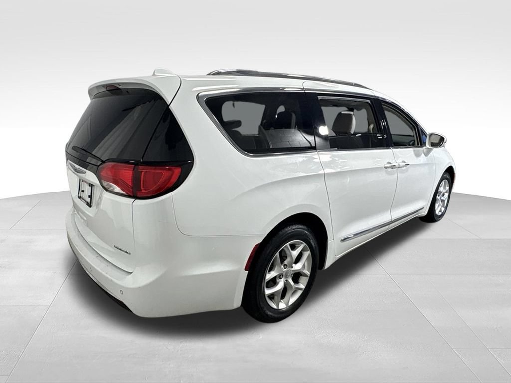 Used 2020 Chrysler Pacifica Limited FWD image 8