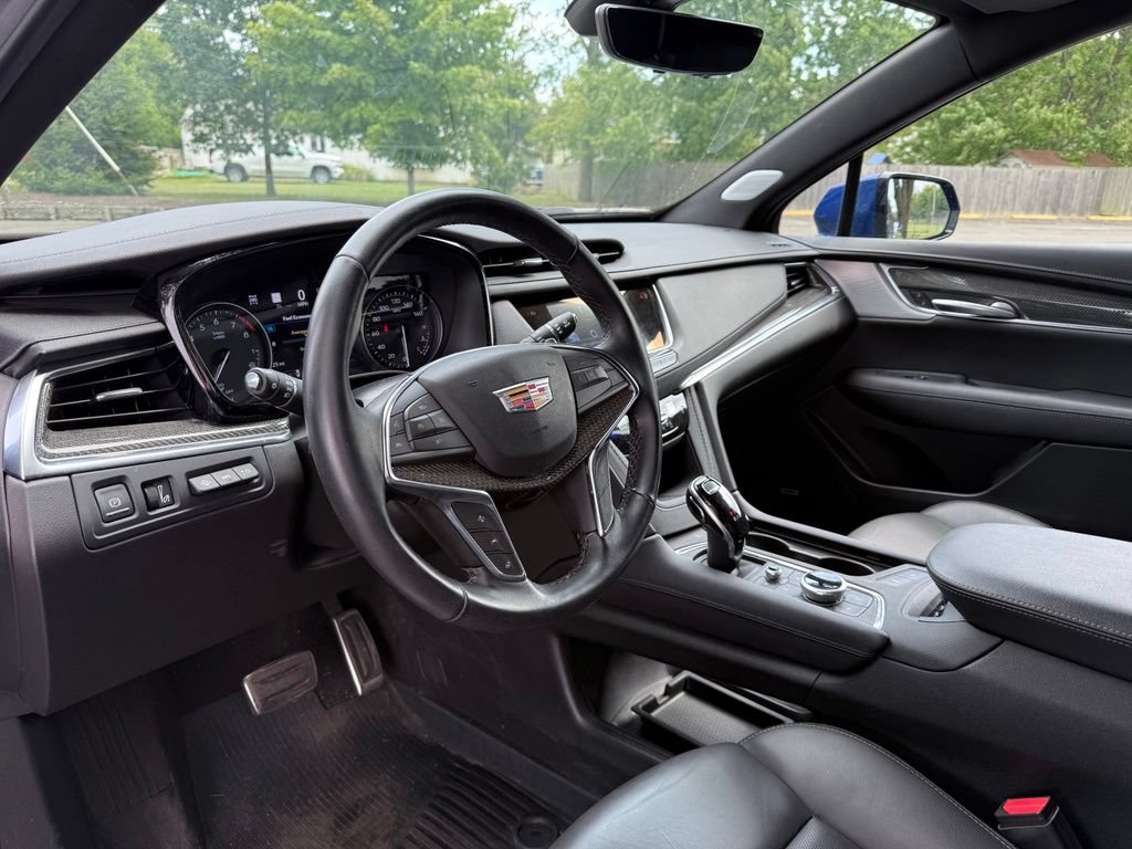 Used 2024 Cadillac XT5 Sportv w/ Technology Package AWD/4WD image 19