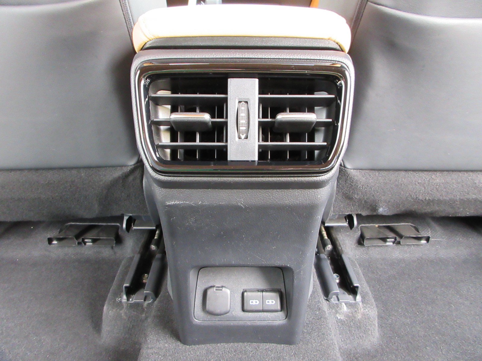 Used 2025 Lexus NX 350h AWD w/ Cold Area Package image 21