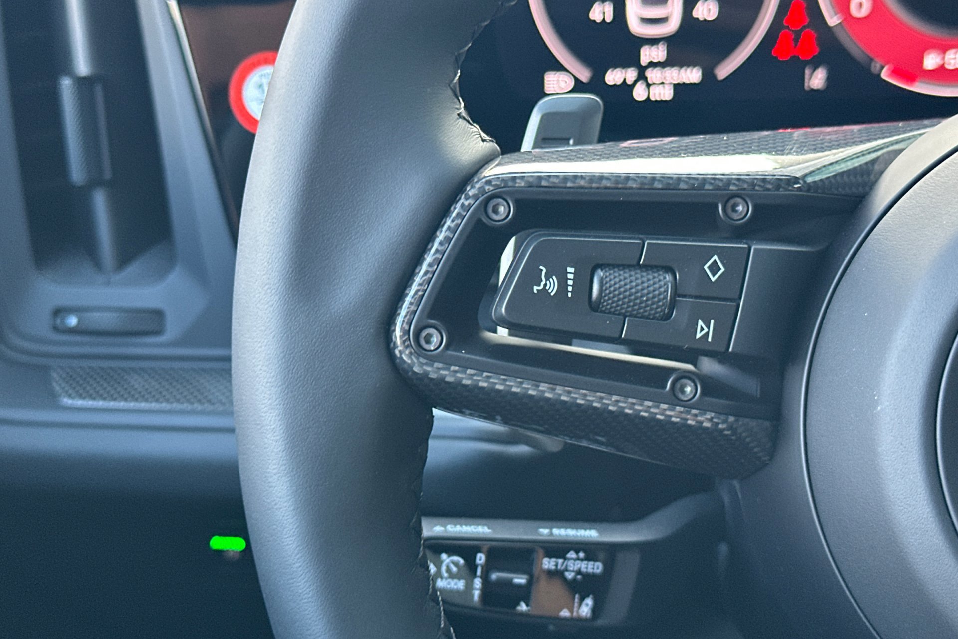 New 2026 Porsche Cayenne GTS image 31