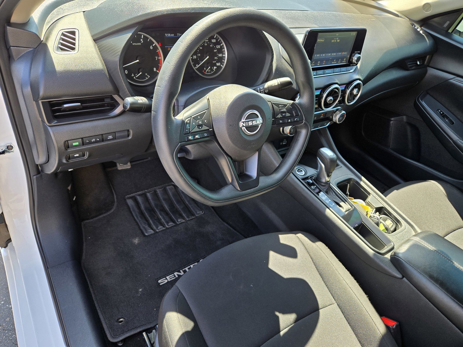 Used 2024 Nissan Sentra S image 10