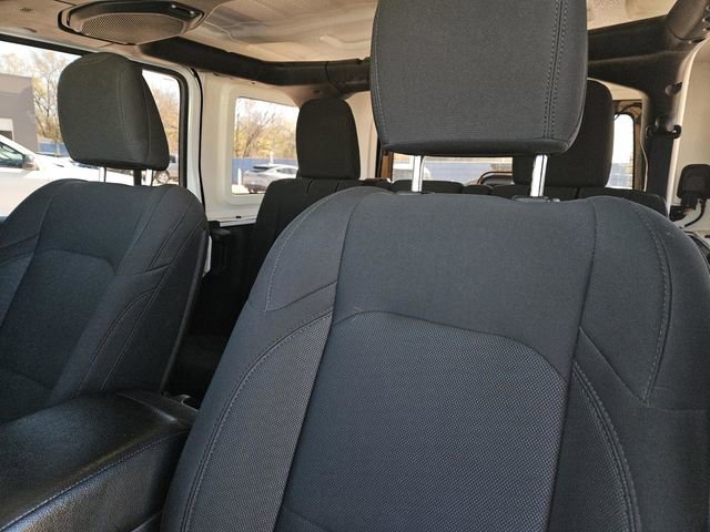Used 2019 Jeep Wrangler Unlimited Sport image 26