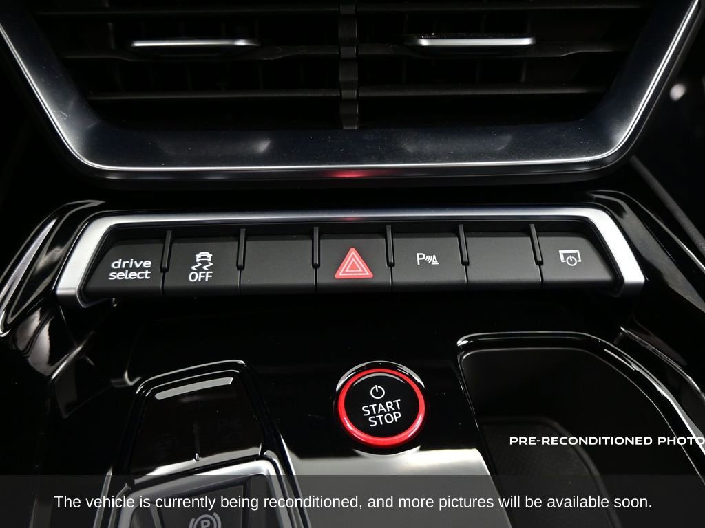 Used 2022 Audi e-tron GT Premium Plus image 21