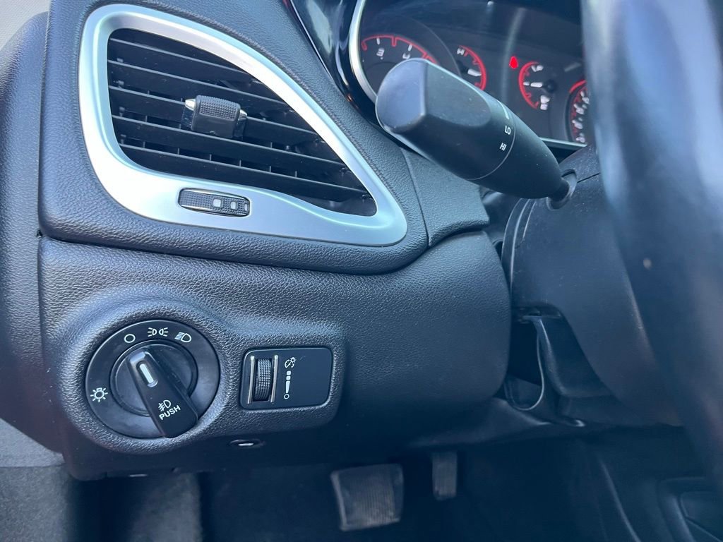 Used 2016 Dodge Dart SXT Sport image 27