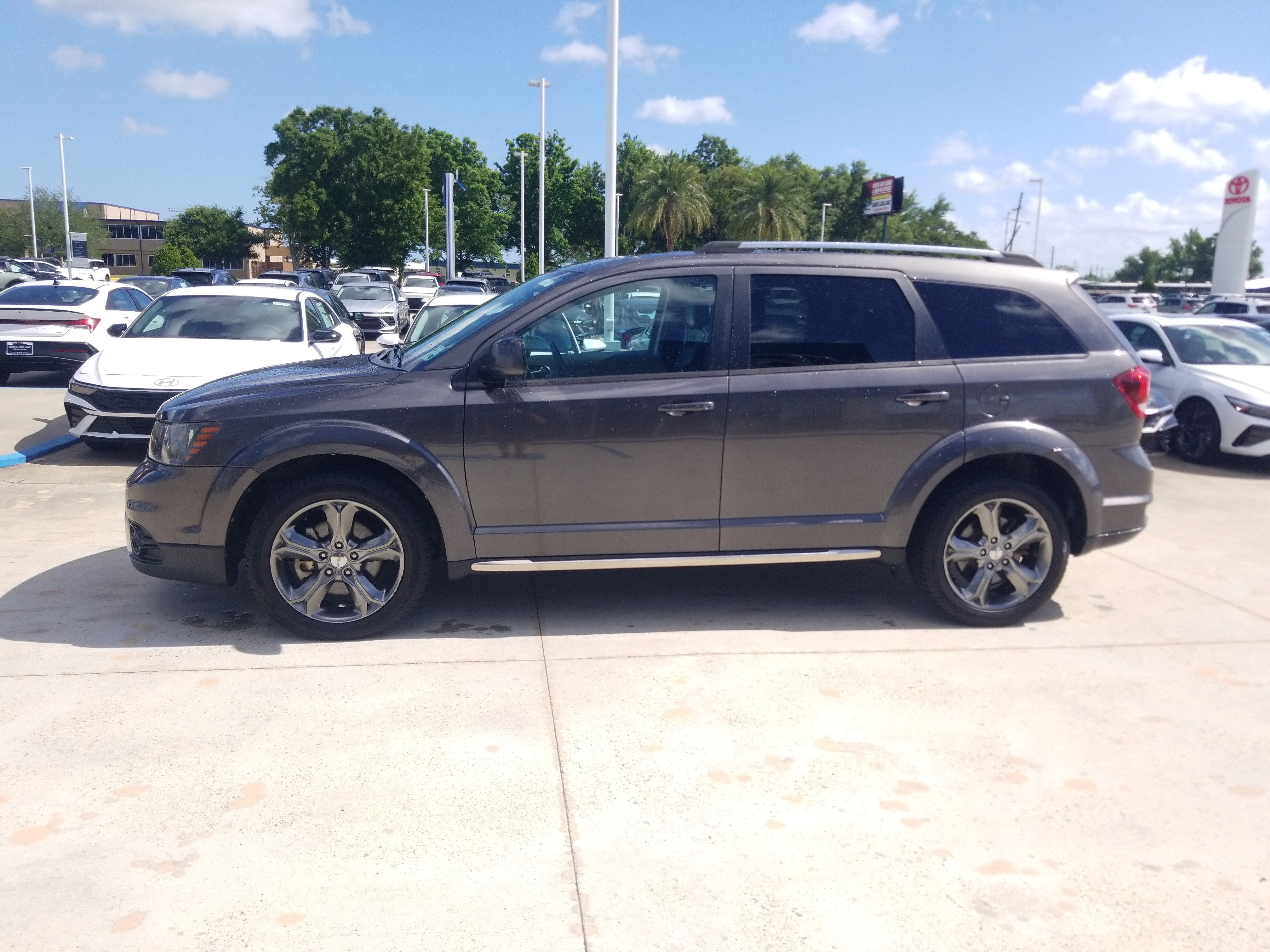 Used 2016 Dodge Journey Crossroad w/ Rear Seat Video Group I image 4