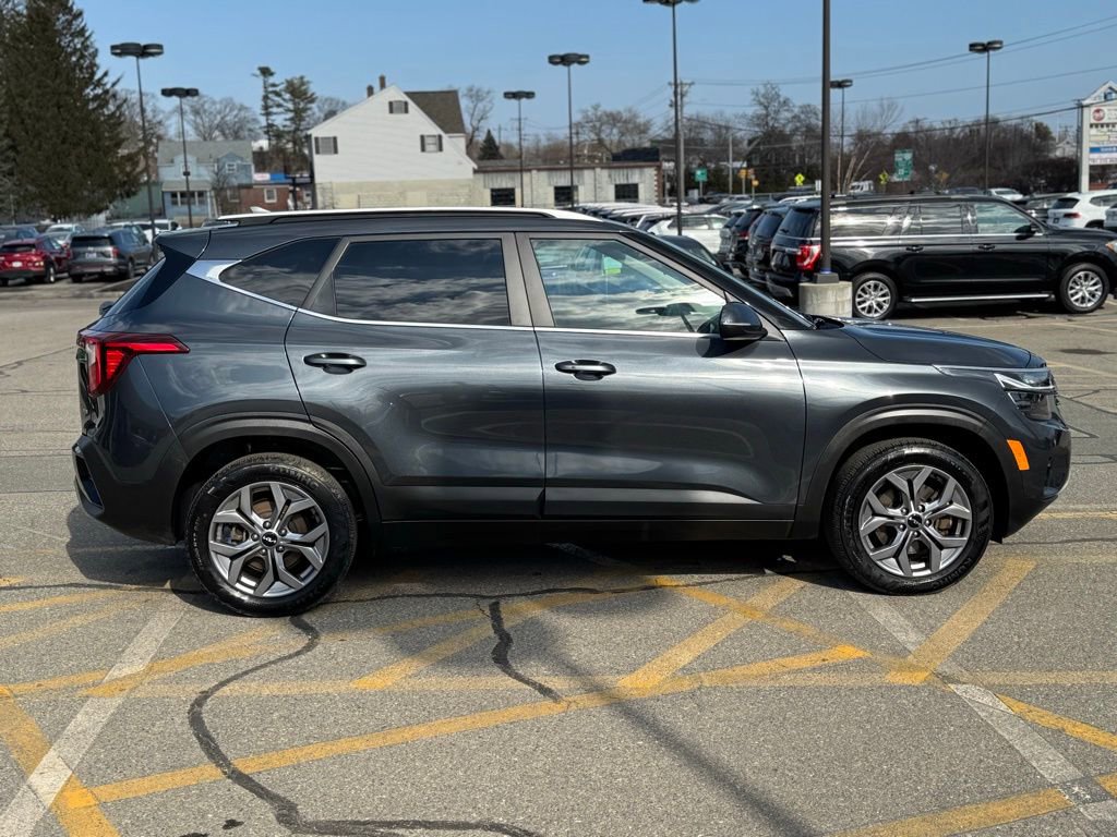 Used 2024 Kia Seltos S image 7