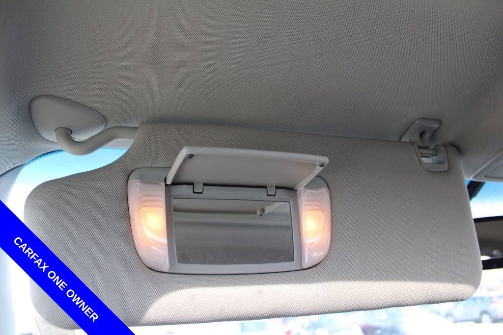 Used 2015 Toyota Sienna XLE image 49