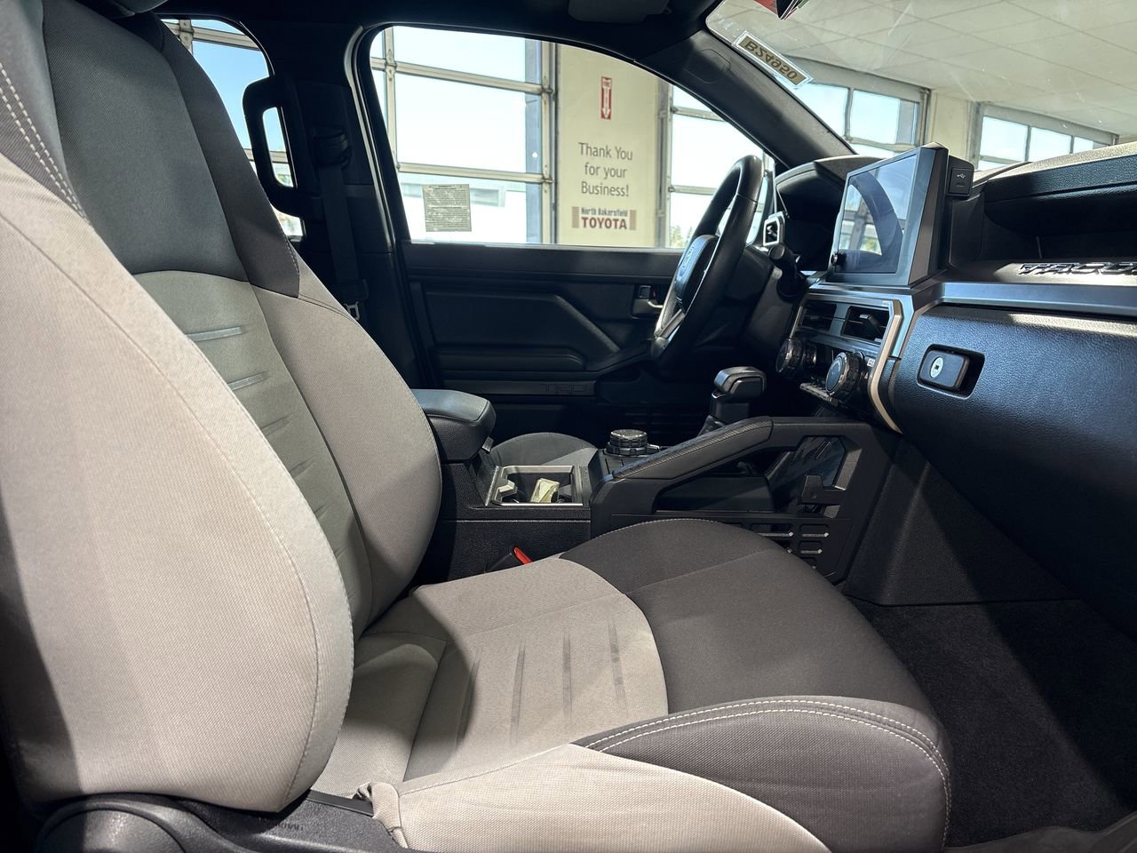 Certified 2025 Toyota Tacoma TRD Sport AWD/4WD image 25