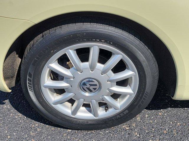 Used 2004 Volkswagen Beetle GLS FWD image 29