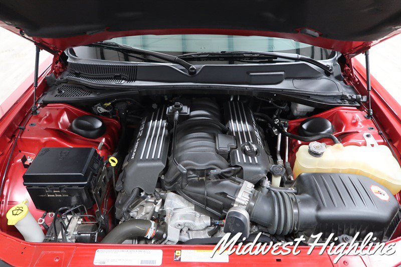 Used 2011 Dodge Challenger SRT8 RWD image 39