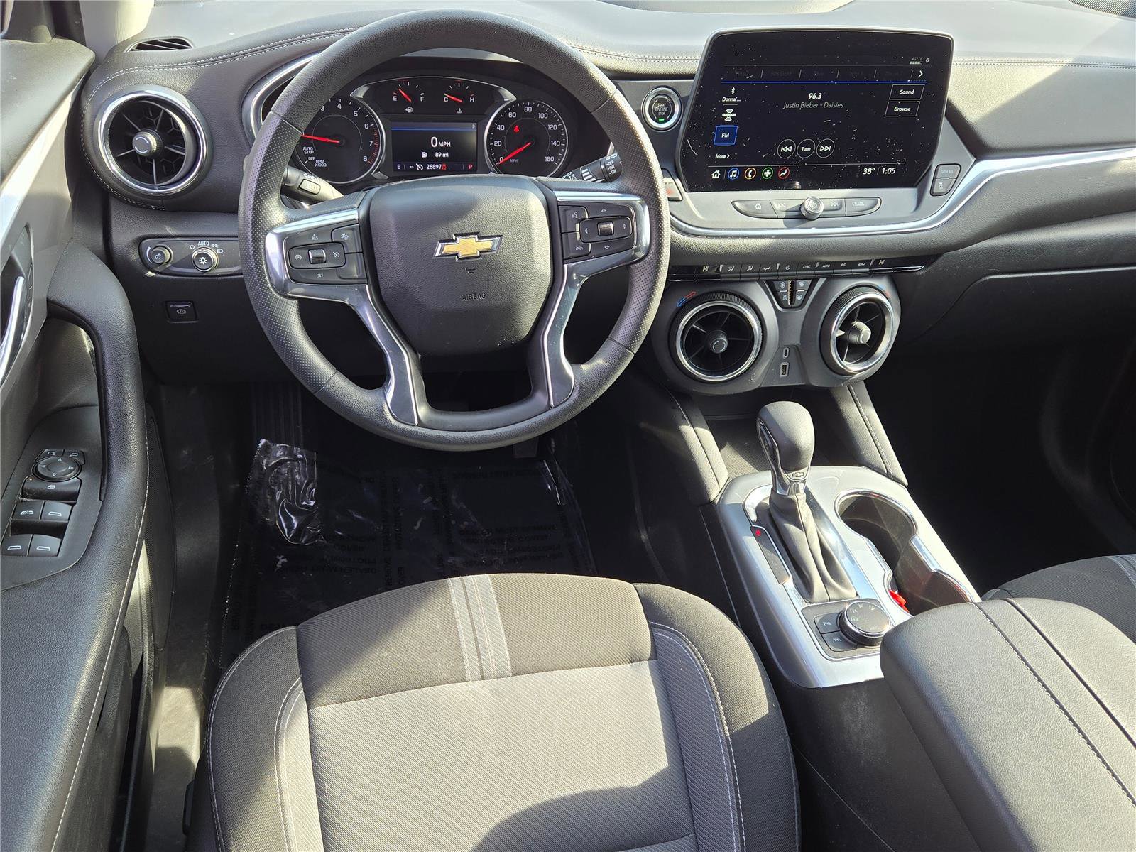 Used 2023 Chevrolet Blazer LT w/ Driver Confidence Package image 14