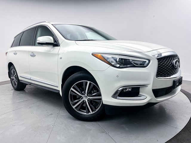 Used 2019 INFINITI QX60 Luxe w/ Essential Package